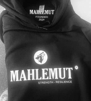 Black hoodie with "MAHLEMUT" logo, "STRENGTH - RESILIENCE" slogan, and founding year 2019.